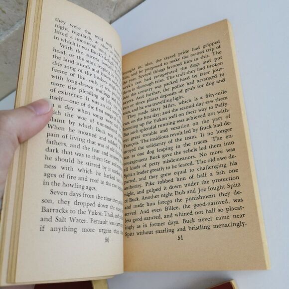 3 Vintage Red Classic Books - DAMAGE - Decorative Book Stack Library Shelf - Picture 10 of 13